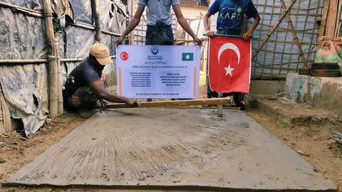 Arakan'da su kuyusu çalışması